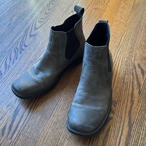 Born Men’s 11M Hemlock Leather Chelsea Boots Slip On